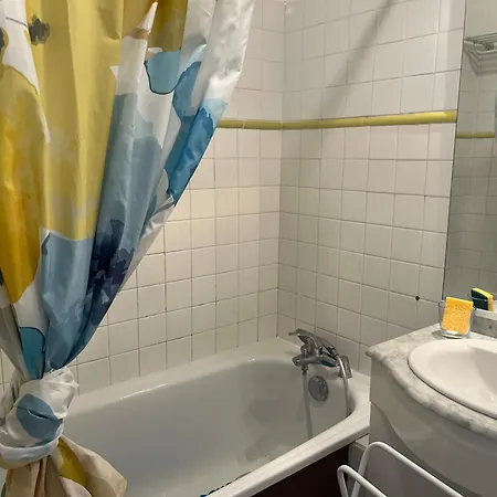 Apartamento F1 Veranda Jardinet En Front De