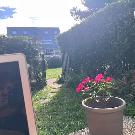 Appartement F1 Véranda Jardinet En Résidence Front De Bernières-sur-Mer